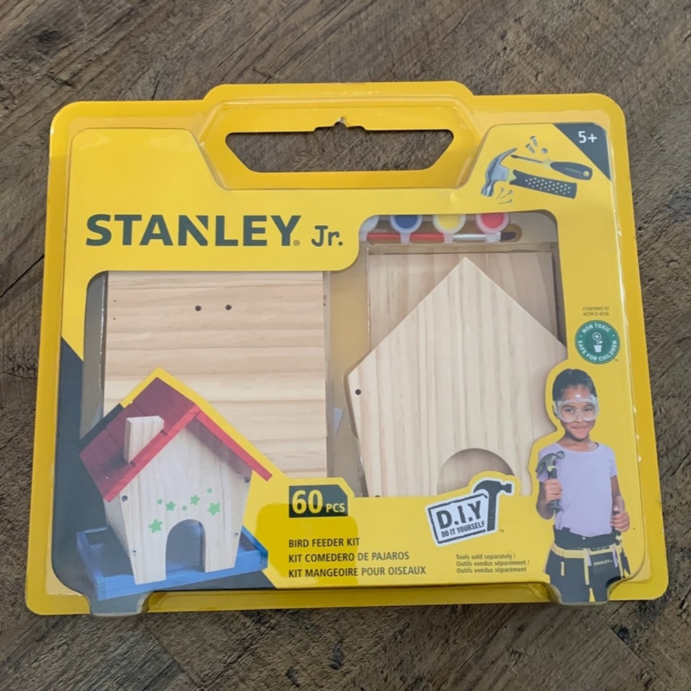 Stanley Bird Feeder Kit for Kids - Natural Wood and Red